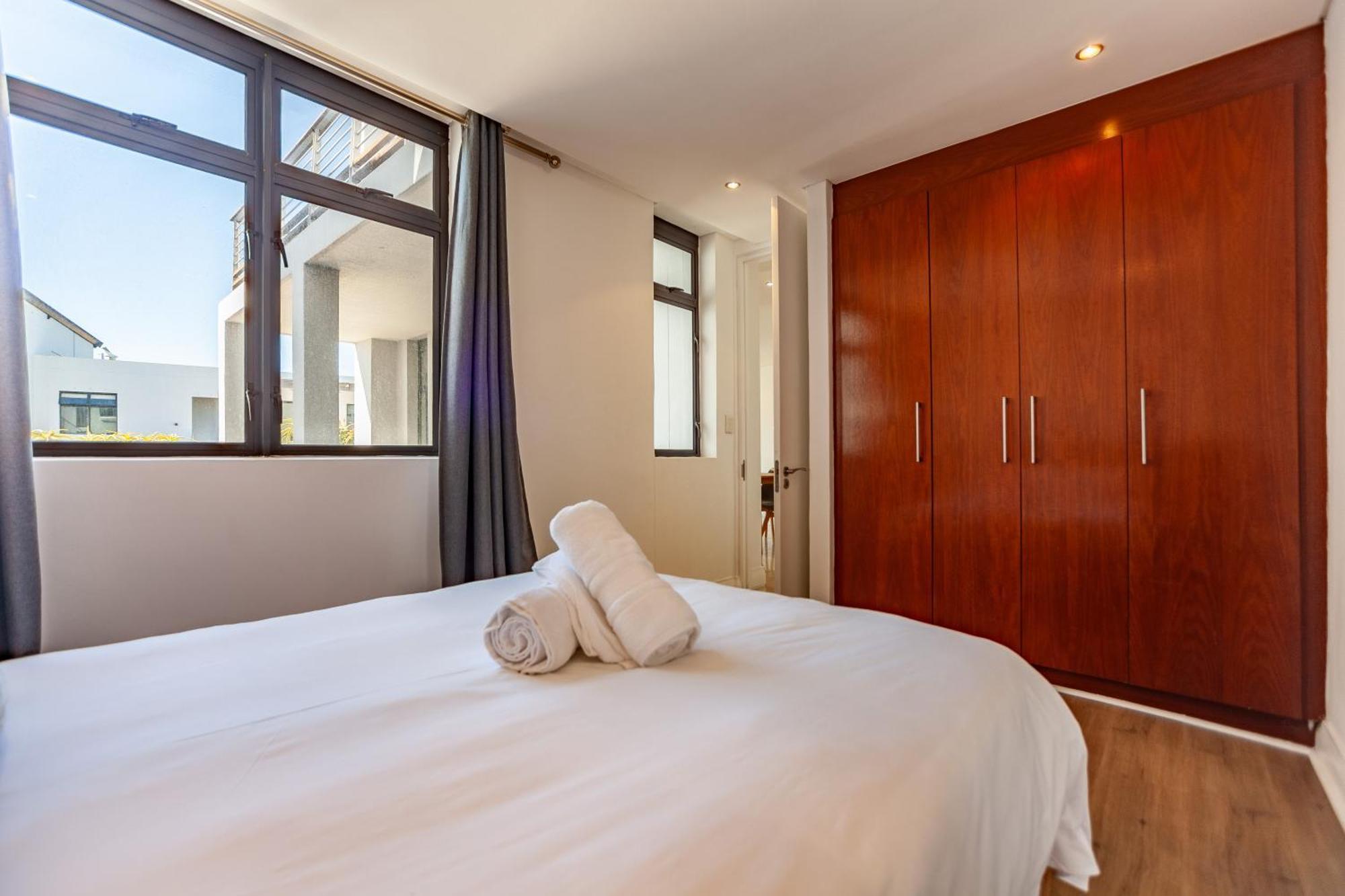 Modern Beachfront 2 Bed, 2 Bath- 143 Eden, Big Bay Cape Town