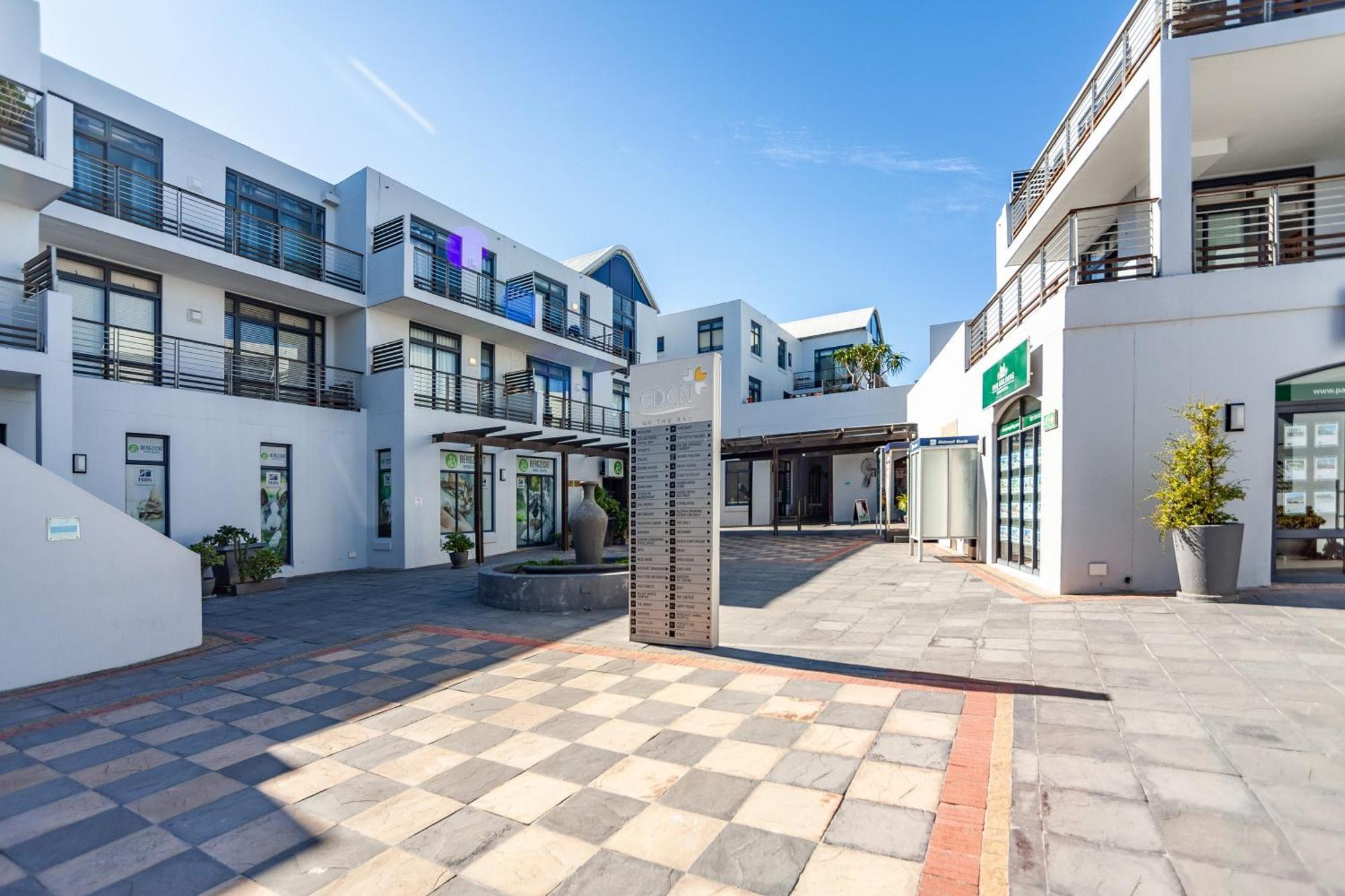 Modern Beachfront 2 Bed, 2 Bath- 143 Eden, Big Bay Cape Town